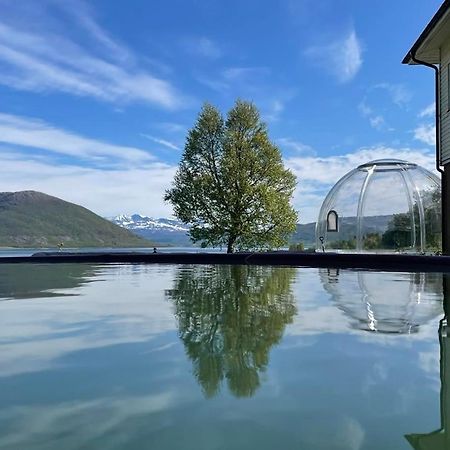 Tjeldoya Slott Hotel Hov  Eksteriør billede