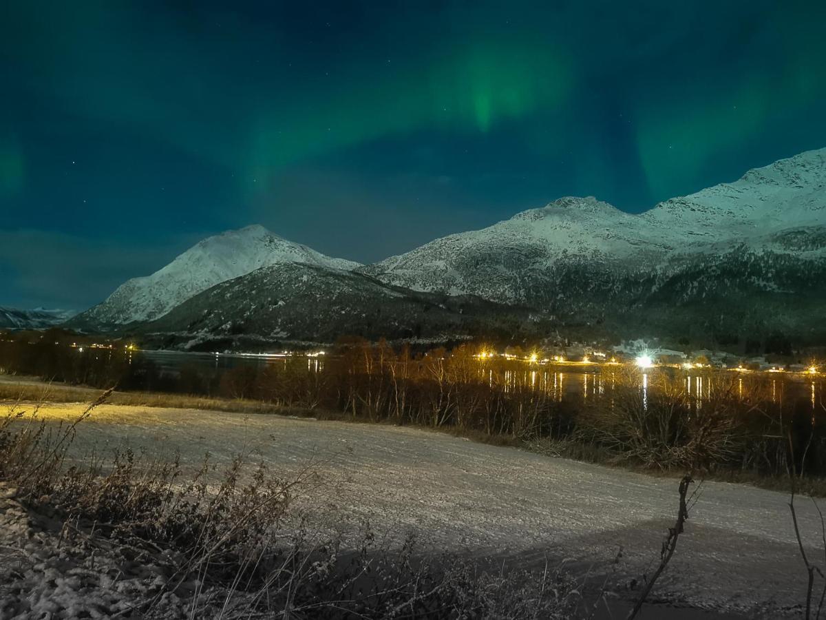 Tjeldoya Slott Hotel Hov  Eksteriør billede
