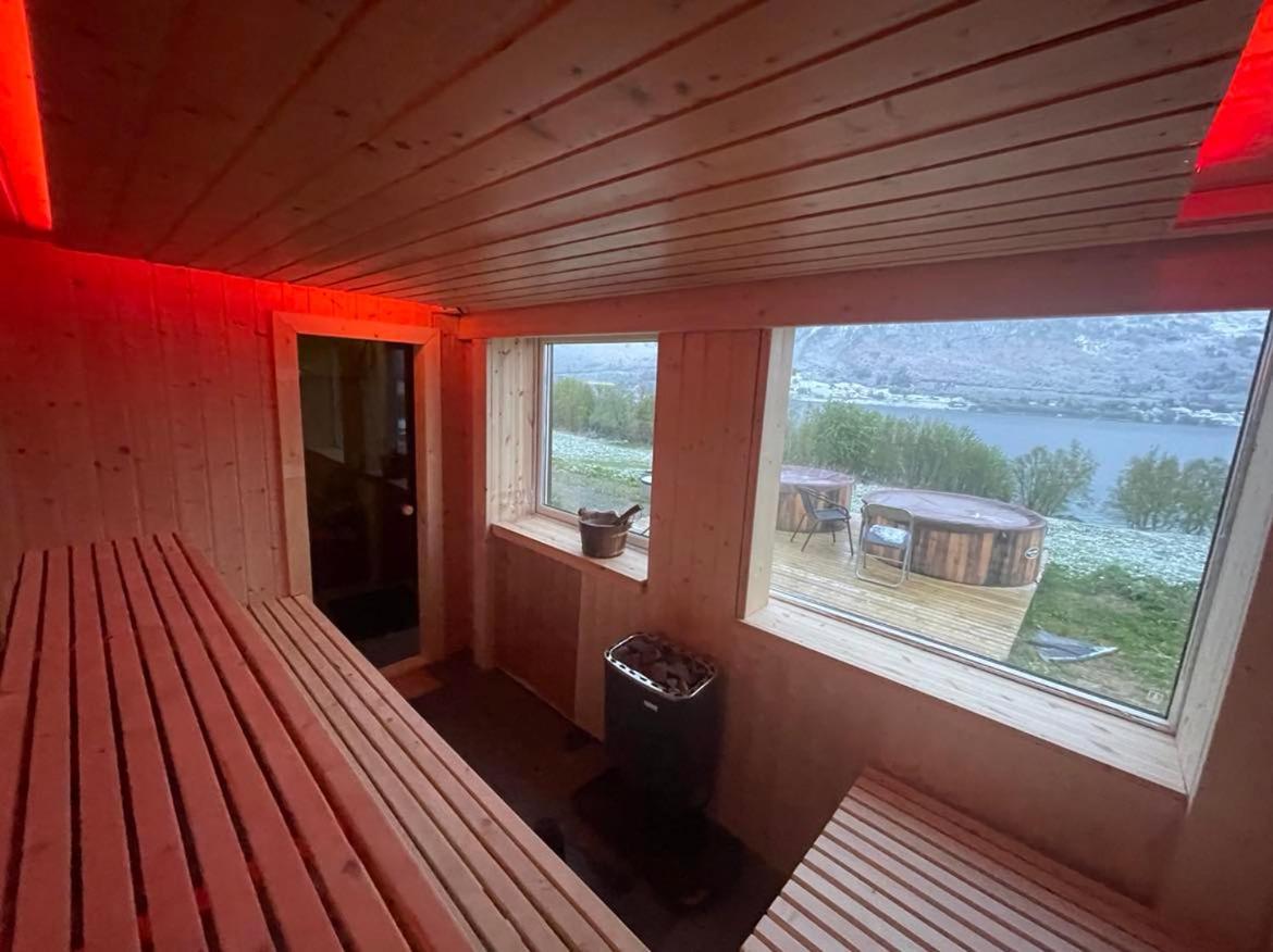 Tjeldoya Slott Hotel Hov  Eksteriør billede
